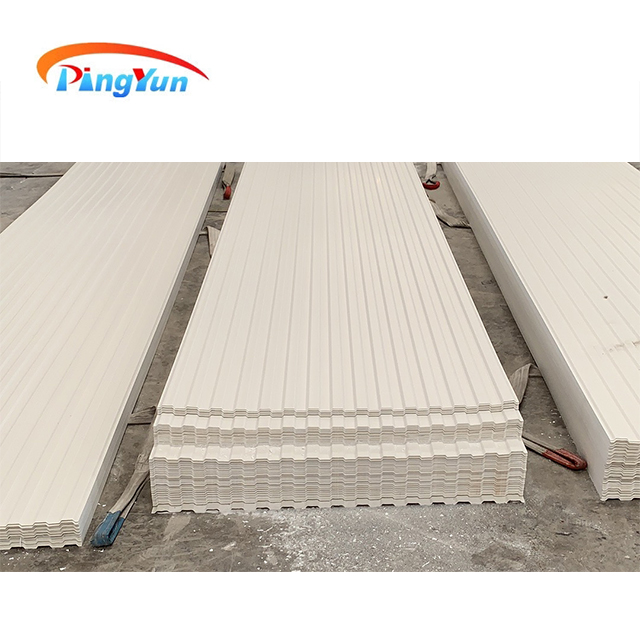 Nuevo diseño Panel de techo de PVC Panel de techo PVC económico para varios proyectos de construcción
